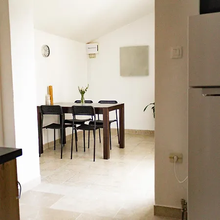 Apartma Frigidum Appartamento Vipava